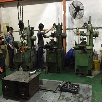 Grinding machine